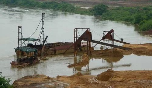 杜絕非法采砂，機(jī)制砂生產(chǎn)才是長久之道！